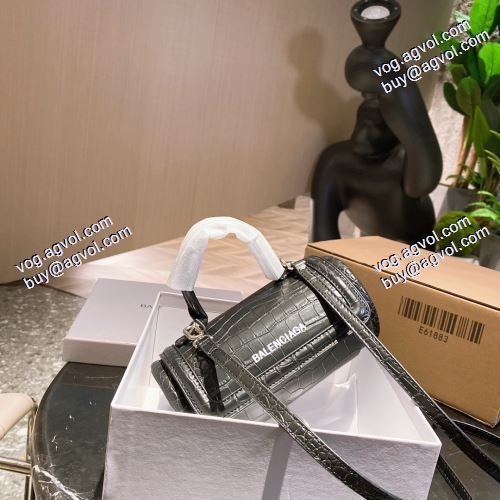  3色可選 BALENCIAGAブランド 偽物 通販 手持ち&ショルダー掛け 高級感溢れるデザイン バレンシアガ BALENCIAGA 2021春夏 斜め掛けバッグ 