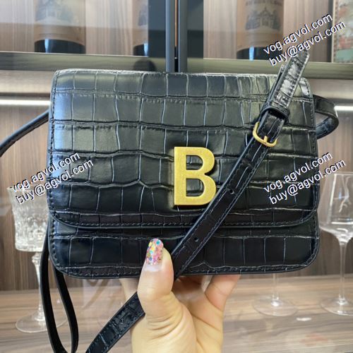  バレンシアガ BALENCIAGA 耐久性に優れ 3色可選 2021春夏 BALENCIAGA偽物ブランド ショルダーバッグ 斜め掛けバッグ