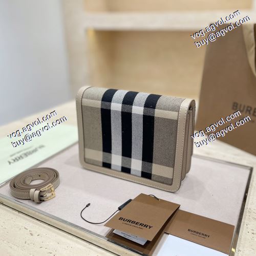  バーバリー BURBERRY スタイルアップ効果 肩掛けバッグ / ワンショルダーバッグ BURBERRYスーパーコピー 2021春夏 斜め掛けバッグ