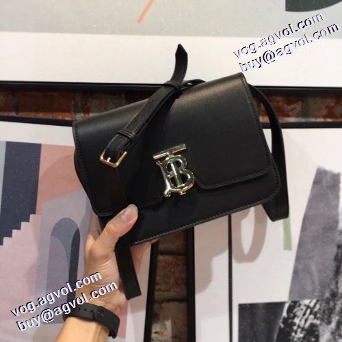 バーバリーコピー ファション性の高い 2021秋冬 バーバリー BURBERRY 手持ち&ショルダー掛け 2色可選 ロゴ金具付き 使い勝手のいいバッグ 牛革