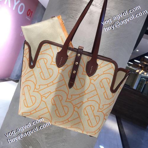 手持ち&ショルダー掛け 2色可選 バーバリー BURBERRY メインルーム お洒落に魅せる バーバリーコピー ブランド 2021秋冬 収納力のよい レザーショルダーバッグ