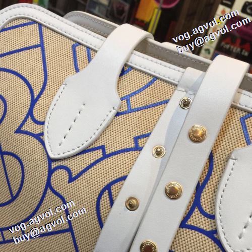 手持ち&ショルダー掛け 2色可選 バーバリー BURBERRY メインルーム お洒落に魅せる バーバリーコピー ブランド 2021秋冬 収納力のよい レザーショルダーバッグ