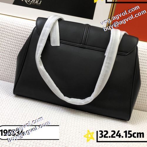 キャリア女性のお悩み解決 ショルダーバッグ なめらかな手触りのバッグ セリーヌ CELINE 今買い◎得 2021秋冬 3色可選 活躍のバッグ セリーヌブランド 偽物 通販 