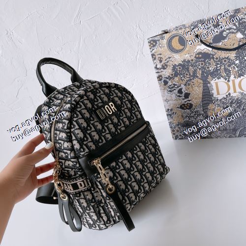  DIOR偽物ブランド 2021春夏 小型 軽量 スタイリッシュな印象 ディオール DIOR リュック、バックパック 
