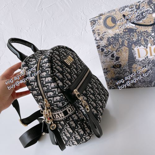  DIOR偽物ブランド 2021春夏 小型 軽量 スタイリッシュな印象 ディオール DIOR リュック、バックパック 