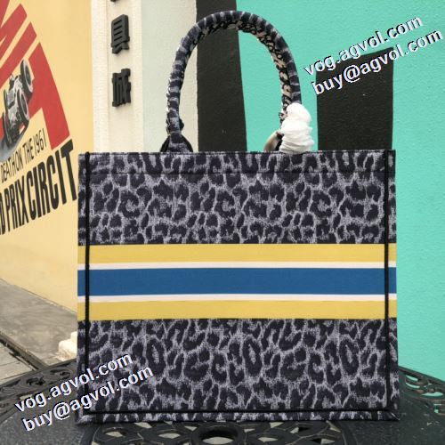 ディオールスーパーコピー オリジナリティに富んだバッグ 2021秋冬 ディオール DIOR ハンドバッグ ショートパンツ 確定となる上品 非凡な容量
