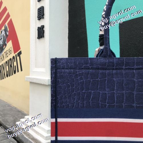 屈託のないバッグ 一番人気の新作はこれ 2021秋冬 ディオール偽物ブランド ディオール DIOR ハンドバッグ 売れ筋のいい