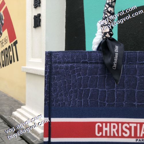 屈託のないバッグ 一番人気の新作はこれ 2021秋冬 ディオール偽物ブランド ディオール DIOR ハンドバッグ 売れ筋のいい