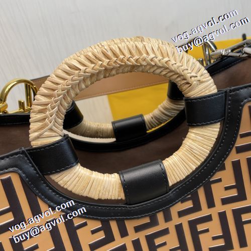 フェンディ FENDI 3色可選 活躍のバッグ フェンディブランド 偽物 通販 ハンドバッグ 女性用の鞄 メインルーム 優美なお出かけスタイル 2021秋冬