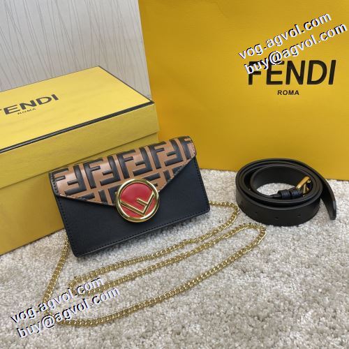 小型 軽量 数に限りがある フェンディスーパーコピー 激安 2021秋冬 フェンディ FENDI 斜め掛けバッグ オリジナリティに富んだバッグ