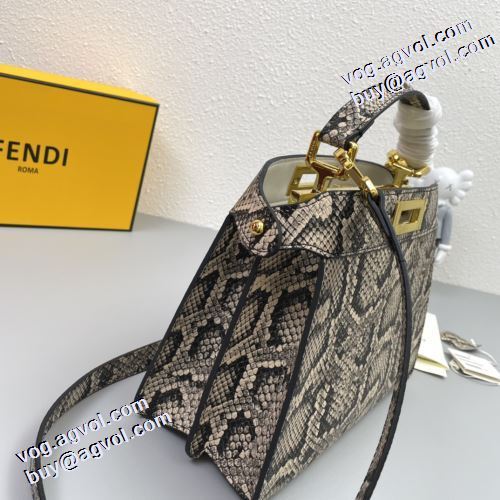 フェンディブランド 偽物 通販 売れ筋のいい 2021秋冬 フェンディ FENDI 斜め掛けバッグ 耐久性のある ショルダー 調節可能