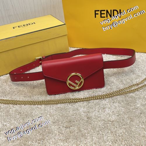 活躍のバッグ 2021秋冬 フェンディ FENDI 斜め掛けバッグ フェンディ偽物ブランド セレブ愛用の超人気商品 2色可選 シンプル＋多機能