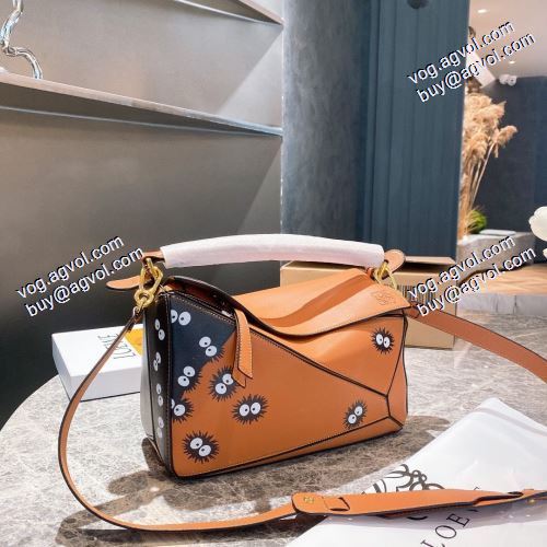  ロエベ LOEWE 2021春夏 ハンドバッグ ショルダーバッグ 斜め掛けバッグ 人気商品 LOEWEブランド コピー