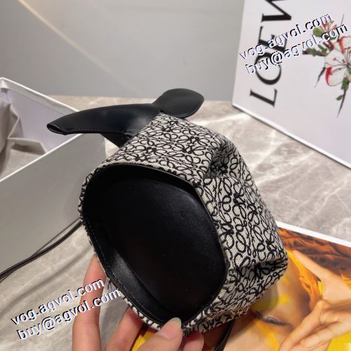 魅力ファッション 2色可選 ロエベコピー ブランド モノグラムマルチカラー 2021秋冬 ロエベ LOEWE 斜め掛けバッグ 活躍のバッグ