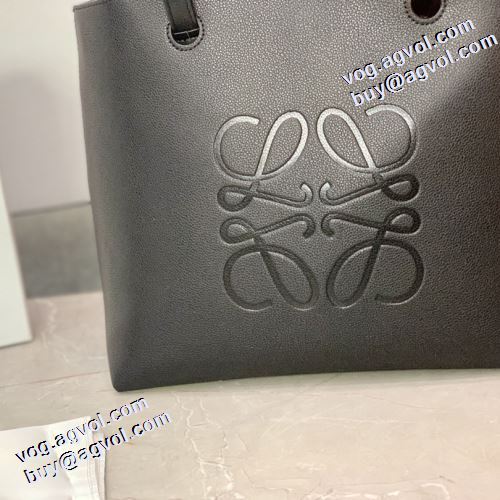 3色可選 手持ち&ショルダー掛け 2021秋冬 ロエベ LOEWE 豊富なサイズ 収納力のよい ロエベブランド 偽物 通販 バランスのいい大きさ