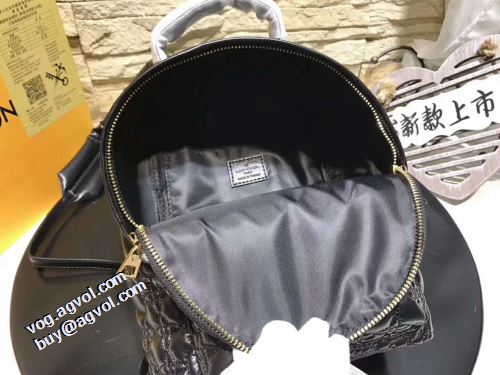 2021秋冬 ルイ ヴィトン LOUIS VUITTON ルイ ヴィトンブランド コピー 最安値に挑戦 収納力のよい バックパック ショルダー 調節可能
