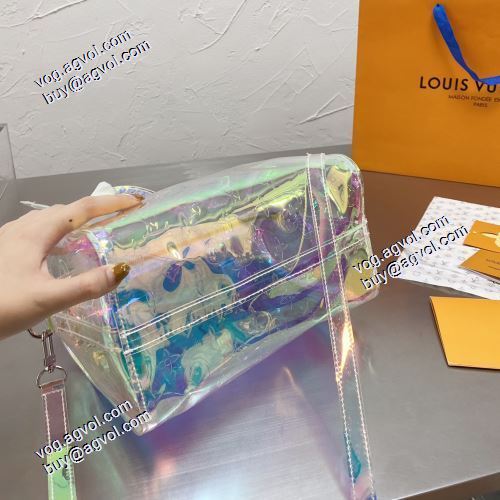 ルイ ヴィトンスーパーコピー  2021秋冬 ルイ ヴィトン LOUIS VUITTON 手持ち&ショルダー掛け なめらかな手触りのバッグ 今買い◎得