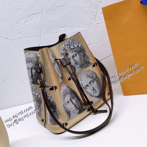 2021秋冬 ルイ ヴィトン LOUIS VUITTON 個性的なデザ ルイ ヴィトンブランド コピー ショルダーバッグ 高級感を備えている