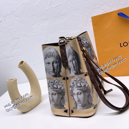 2021秋冬 ルイ ヴィトン LOUIS VUITTON 個性的なデザ ルイ ヴィトンブランド コピー ショルダーバッグ 高級感を備えている