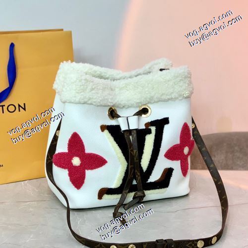 ルイ ヴィトンコピー 入手困難！ ファスナーポケット付 2021秋冬 ルイ ヴィトン LOUIS VUITTON 斜め掛けバッグ 4色可選 売れ筋のいい