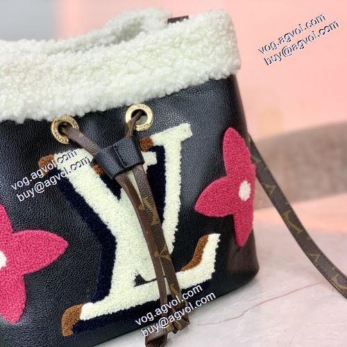 ルイ ヴィトンコピー 入手困難！ ファスナーポケット付 2021秋冬 ルイ ヴィトン LOUIS VUITTON 斜め掛けバッグ 4色可選 売れ筋のいい