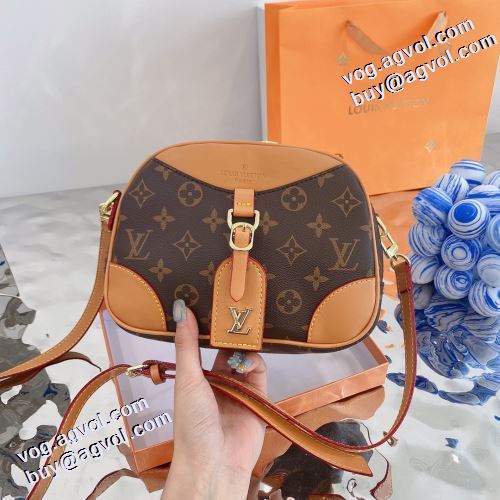 2色可選 ルイ ヴィトンスーパーコピー 人気ブランド 2021秋冬 ルイ ヴィトン LOUIS VUITTON 斜め掛けバッグ ボルトポケット付 高級感を備えている