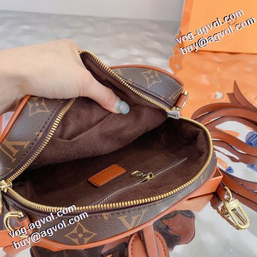 2色可選 ルイ ヴィトンスーパーコピー 人気ブランド 2021秋冬 ルイ ヴィトン LOUIS VUITTON 斜め掛けバッグ ボルトポケット付 高級感を備えている