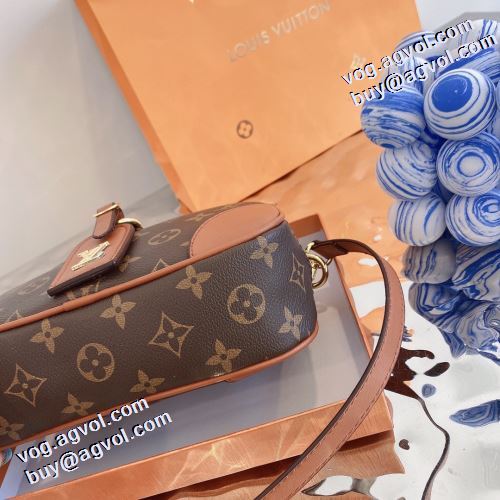 2色可選 ルイ ヴィトンスーパーコピー 人気ブランド 2021秋冬 ルイ ヴィトン LOUIS VUITTON 斜め掛けバッグ ボルトポケット付 高級感を備えている