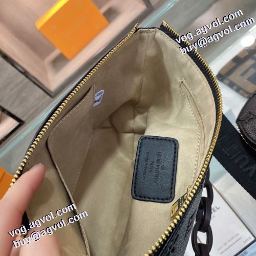 売れ筋のいい コスパ最高のプライス ルイ ヴィトンコピーブランド 2色可選 2021秋冬 ルイ ヴィトン LOUIS VUITTON 斜め掛けバッグ ムダな装飾を排したデザイン
