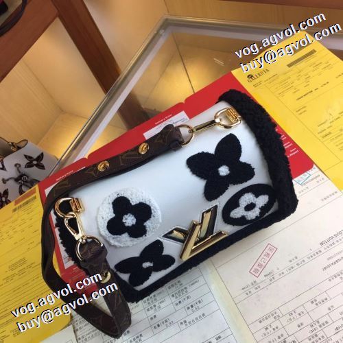 綺麗に決まるフォルム！ 2021秋冬 ルイ ヴィトン LOUIS VUITTON 活躍のバッグ ショルダーバッグ ルイ ヴィトンスーパーコピー 2色可選 利便性に優れ 