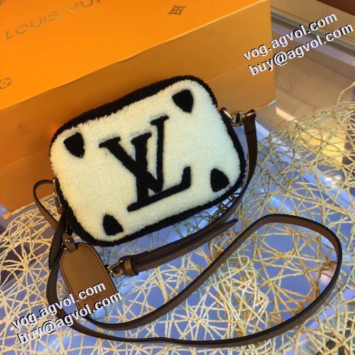 2021秋冬 ルイ ヴィトン LOUIS VUITTON 風合いが出る 斜め掛けバッグ 気軽に持てる 横型 ルイ ヴィトンブランド コピー 3色可選