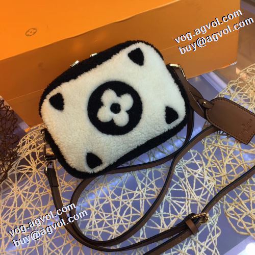 2021秋冬 ルイ ヴィトン LOUIS VUITTON 風合いが出る 斜め掛けバッグ 気軽に持てる 横型 ルイ ヴィトンブランド コピー 3色可選