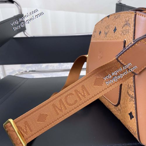 2021秋冬 最安値に挑戦 ショルダーバッグ エムシーエム コピー MCM 26x18x8cm 斜め掛けバッグ エムシーエム ショルダーバッグ コピー