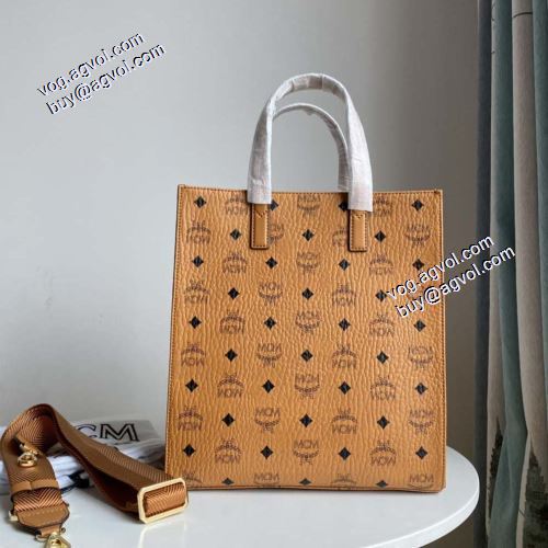 綺麗に決まるフォルム！MCM Visetos Klassikトートバッグ エムシーエム コピー MCM 2021秋冬 ショルダーバッグ 2色可選 エムシーエム トートバッグコピー 品質保証