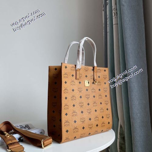 綺麗に決まるフォルム！MCM Visetos Klassikトートバッグ エムシーエム コピー MCM 2021秋冬 ショルダーバッグ 2色可選 エムシーエム トートバッグコピー 品質保証