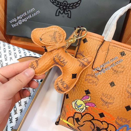 サイズ豊富 MCM x SAMBYPEN クロスボディバッグ エムシーエム コピー MCM 2021秋冬 斜め掛けバッグ 15-5-20cm エムシーエムコピー
