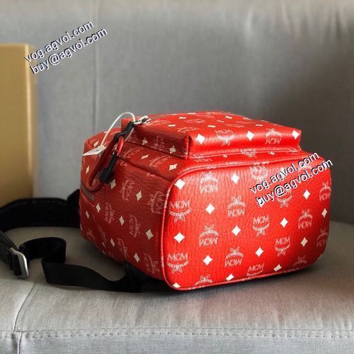 デザイン性の高い 2021秋冬 Stark Visetos バックパック レッド エムシーエム コピー MCM 鮮やかな赤が目立つ