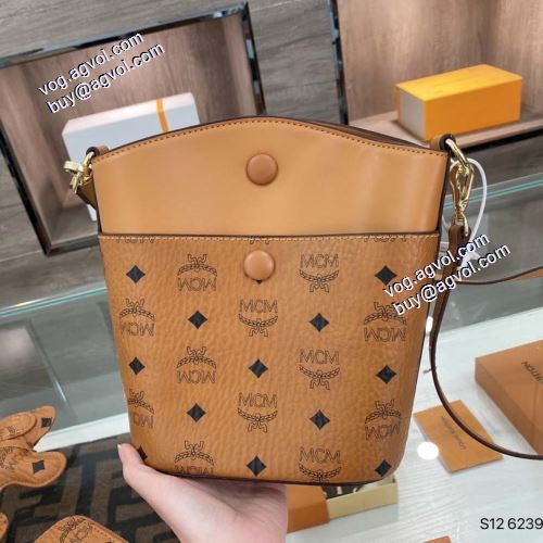 エムシーエム コピー MCM 高級感溢れるデザイン 2021 ショルダーバッグ MCMブランドコピー ムダな装飾を排したデザイン 3点セット