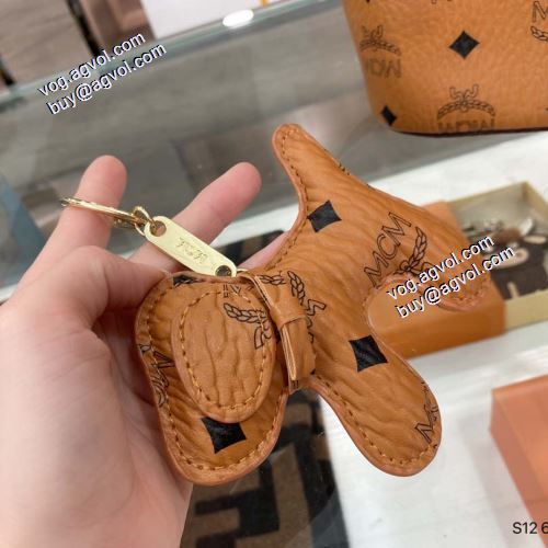 エムシーエム コピー MCM 高級感溢れるデザイン 2021 ショルダーバッグ MCMブランドコピー ムダな装飾を排したデザイン 3点セット