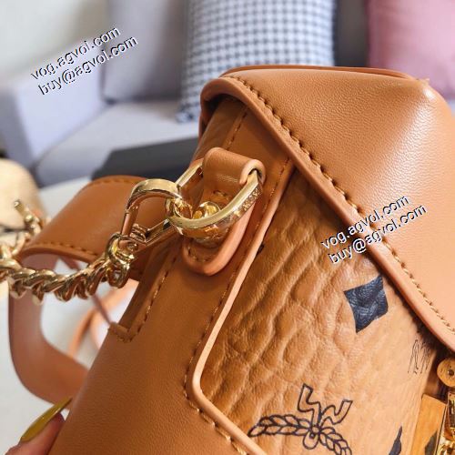 売れ筋のいい エムシーエム コピー MCM 【激安】 2021秋冬 MCM Soft Berlin Visetos ウエストバック 斜め掛けバッグ エムシーエムバッグコピー 18x14cm