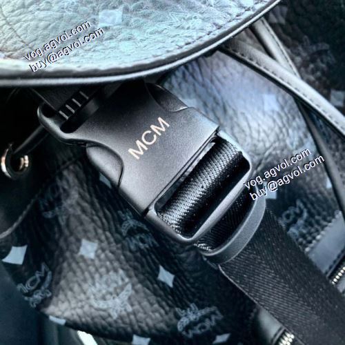 エムシーエム コピー MCM 重宝するアイテム 小旅行にも便利 2021秋冬 ヴィセトス バックパック 優れた収納性が魅力 エムシーエム バックパックコピー 通勤 出張 旅行