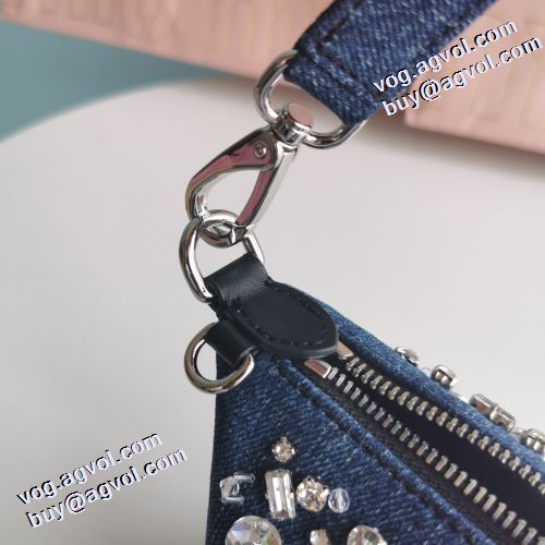 ミュウミュウコピーブランド 2021秋冬 ミュウミュウ MIUMIU トートバッグ 人気 ランキング 希少価値大！非凡な容量 耐久性