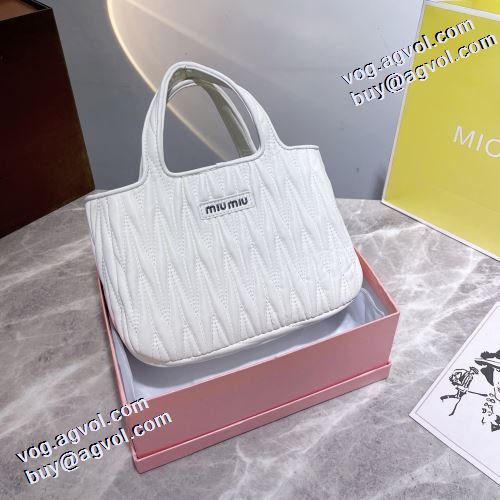2021秋冬 5色可選 ファスナーポケット付 ミュウミュウ MIUMIU ハンドバッグ ショルダーベルト付 高級感ある ミュウミュウスーパーコピー 