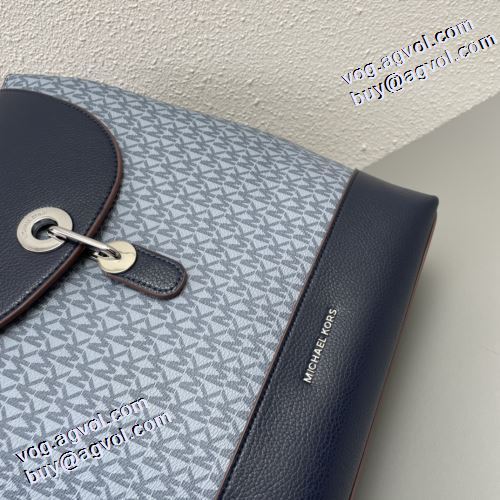 人気新品★超特価★ 2021秋冬 マイケルコース Michael Kors バックパック モノグラム 活躍のバッグ 気軽に持てる