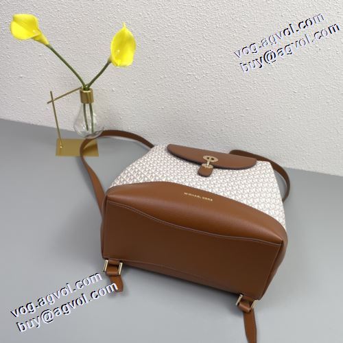 上品上質 2021秋冬 マイケルコース 収納力のよい バックパック モノグラム Michael Kors シンプル＋多機能
