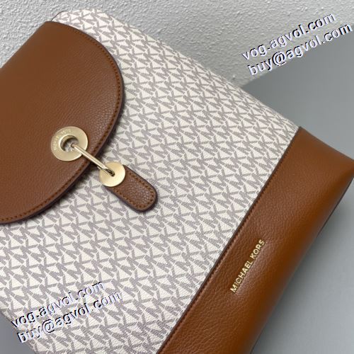 上品上質 2021秋冬 マイケルコース 収納力のよい バックパック モノグラム Michael Kors シンプル＋多機能