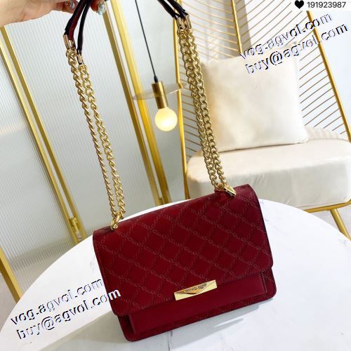 ショルダーバッグ バランスのいい大きさバランスのいい大きさ 4色可選 2021秋冬 マイケルコース Michael Kors 上品な輝きを放つ形