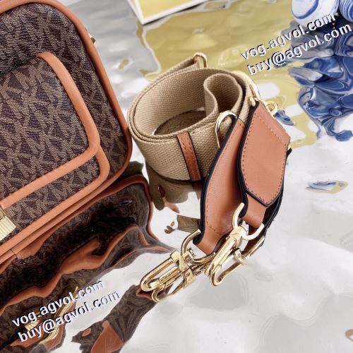 3色可選 耐久性のある ショルダー 調節可能 2021秋冬 マイケルコース Michael Kors 斜め掛けバッグ 気軽に持てる オリジナリティに富んだバッグ