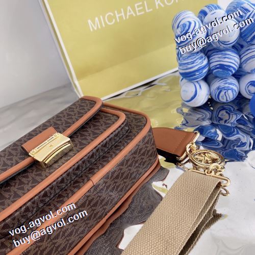 3色可選 耐久性のある ショルダー 調節可能 2021秋冬 マイケルコース Michael Kors 斜め掛けバッグ 気軽に持てる オリジナリティに富んだバッグ