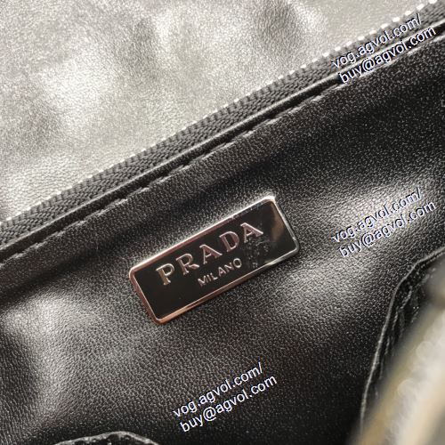 最旬アイテム プラダ PRADAブランドスーパーコピー 2021春夏 斜め掛けバッグ 